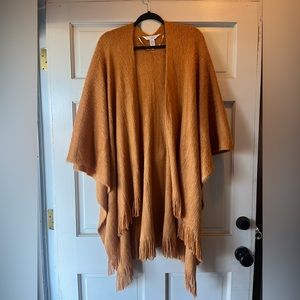 Cardigan/ poncho